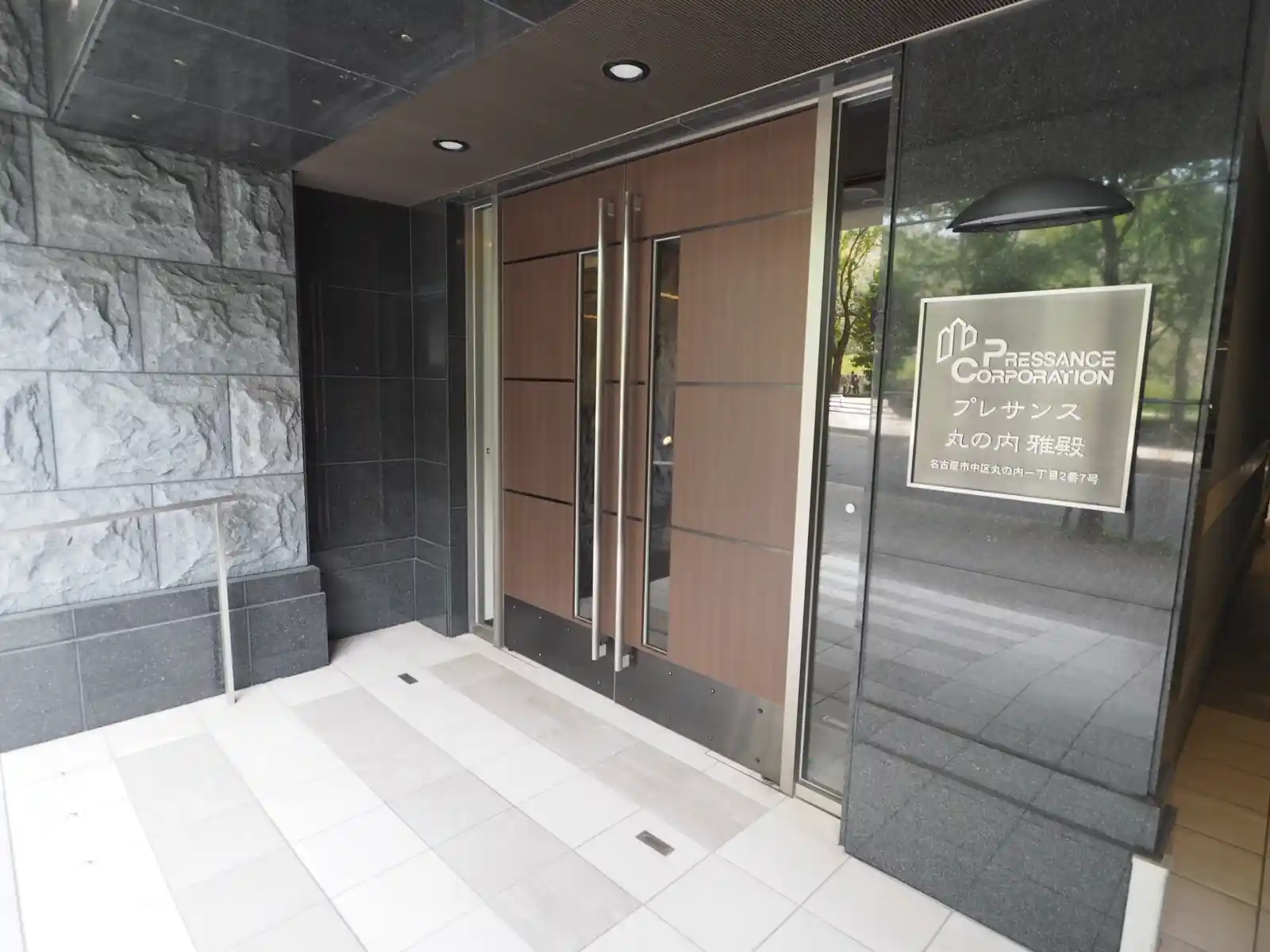 名古屋のプレサンスの賃貸マンションのイメージ