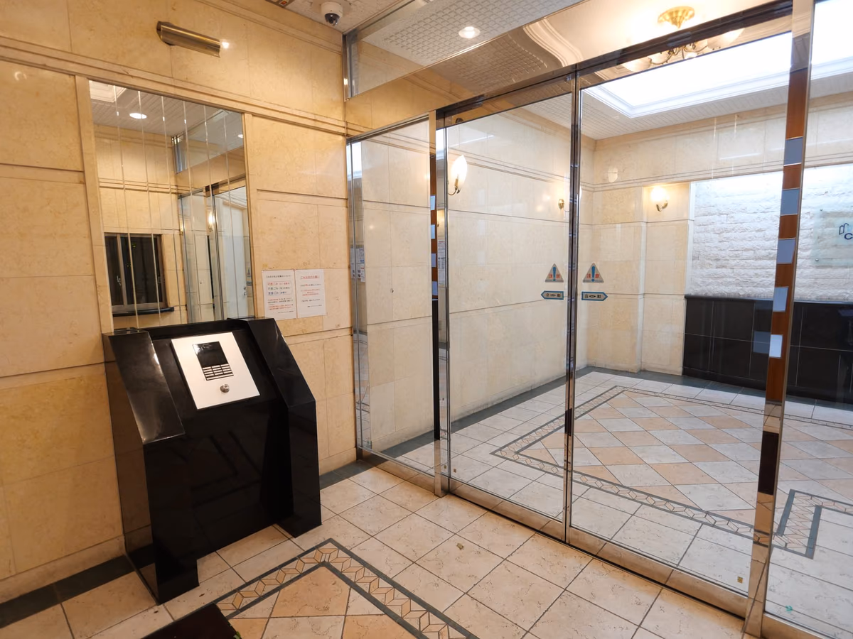 プレサンス名古屋城前の建物写真
