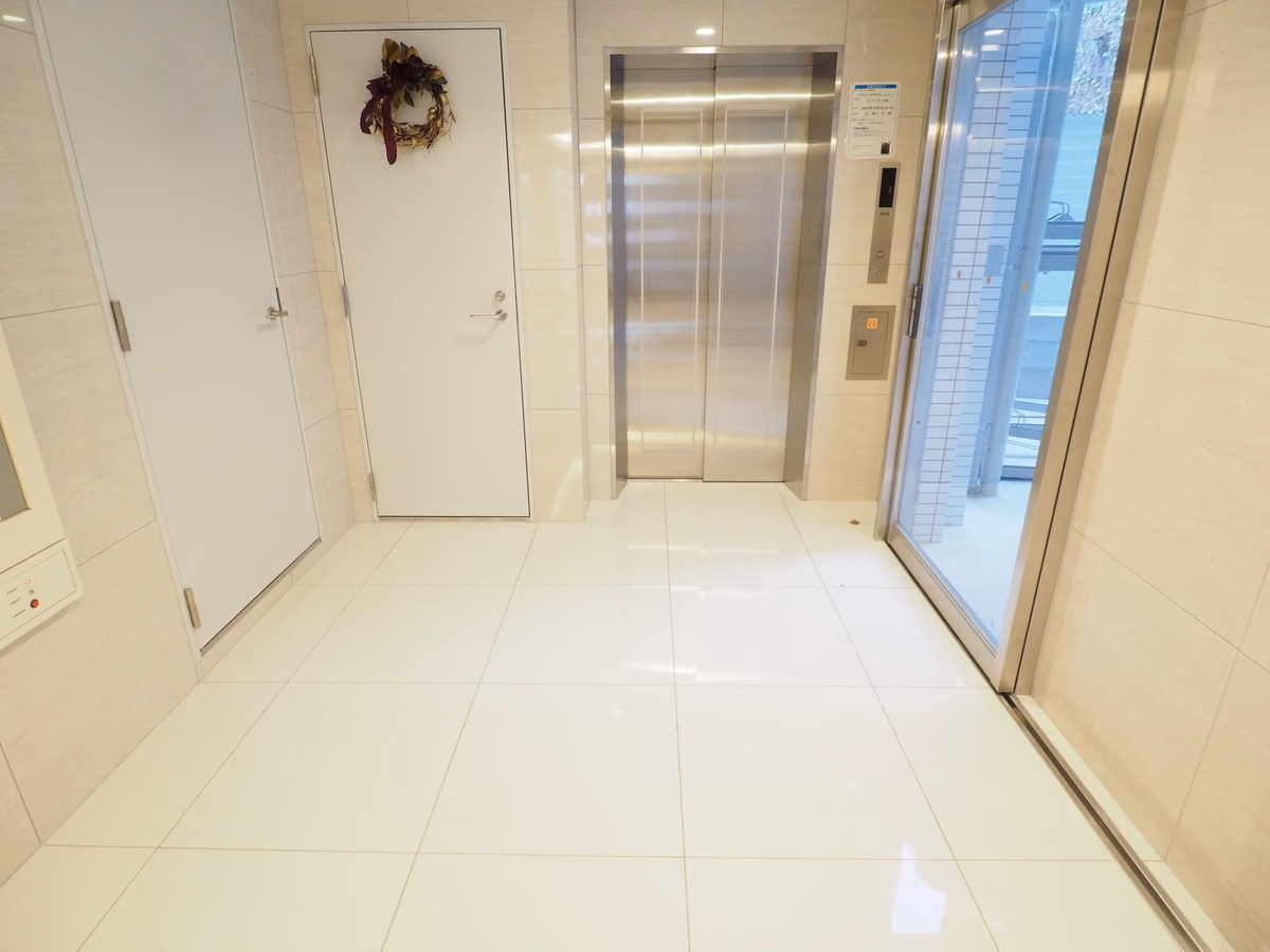 クレストタワー栄の建物写真