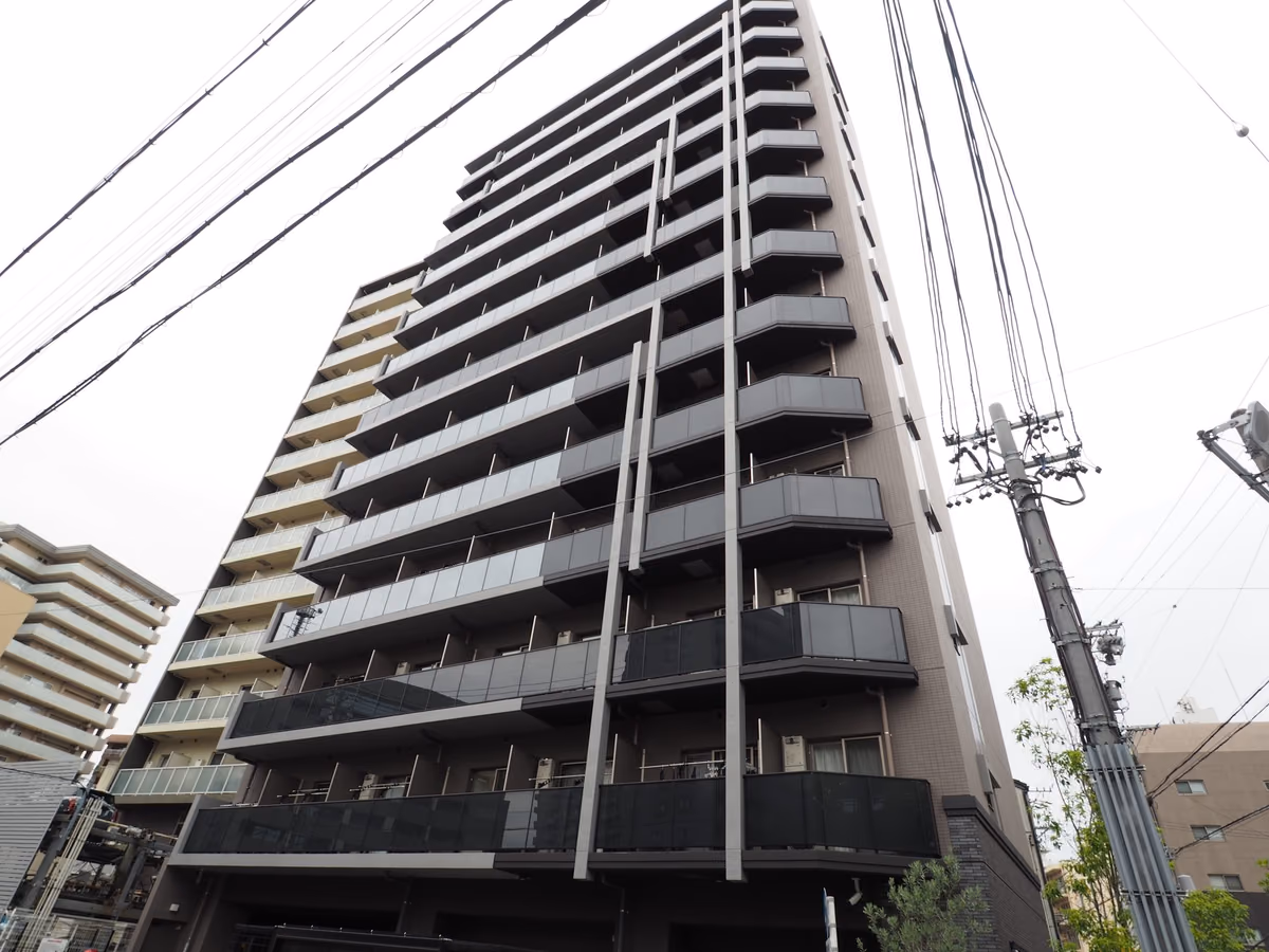 ラグゼナ上前津の建物写真