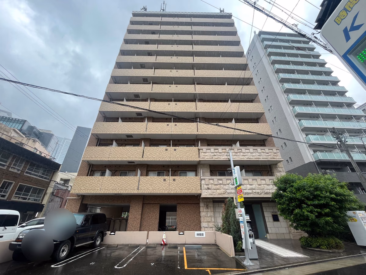プレサンス名古屋駅前プラチナムの建物写真