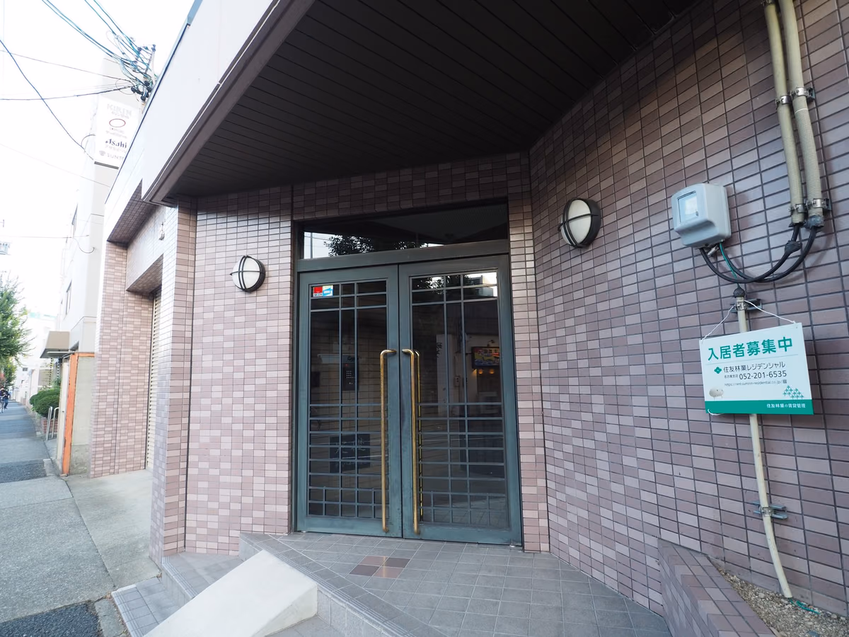 T’s Court Tokuyaの建物写真