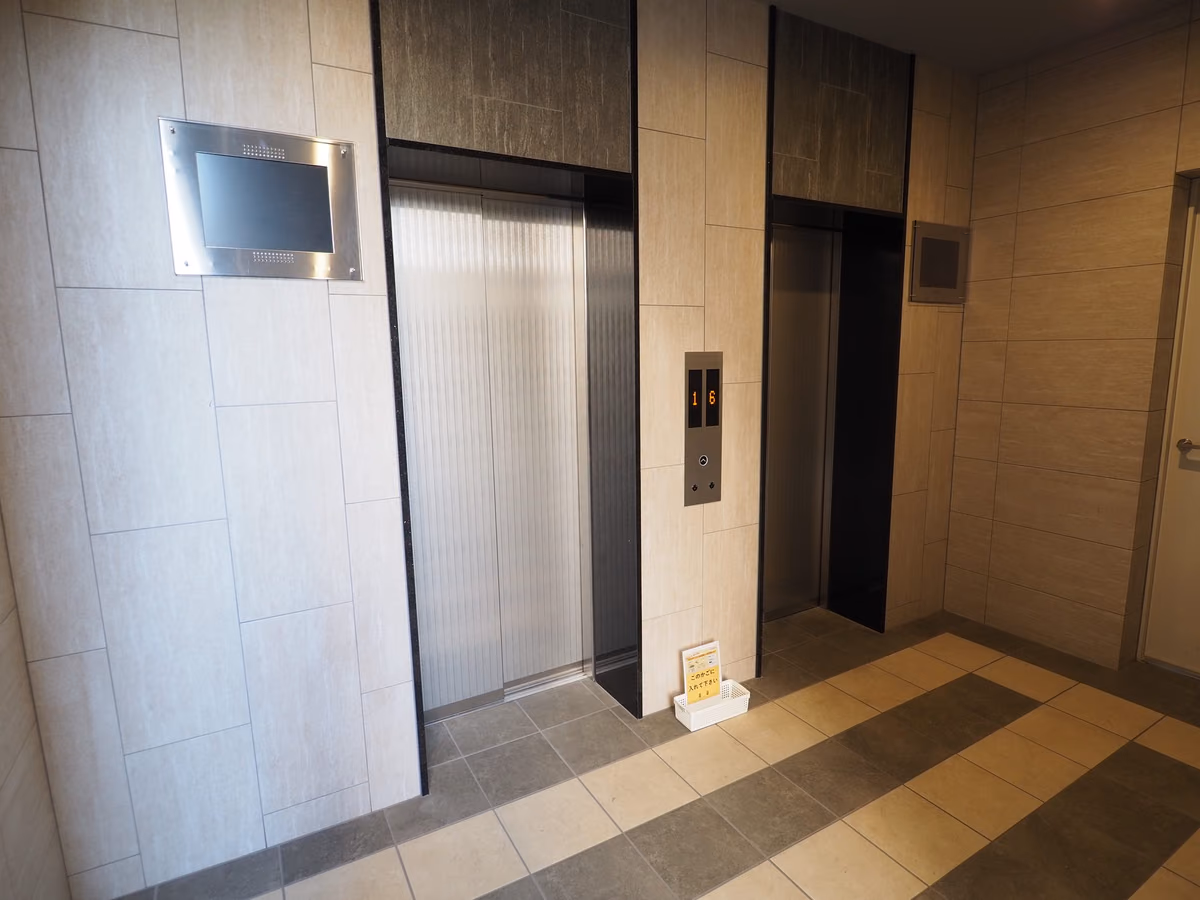 プレサンス上前津エレスタの建物写真