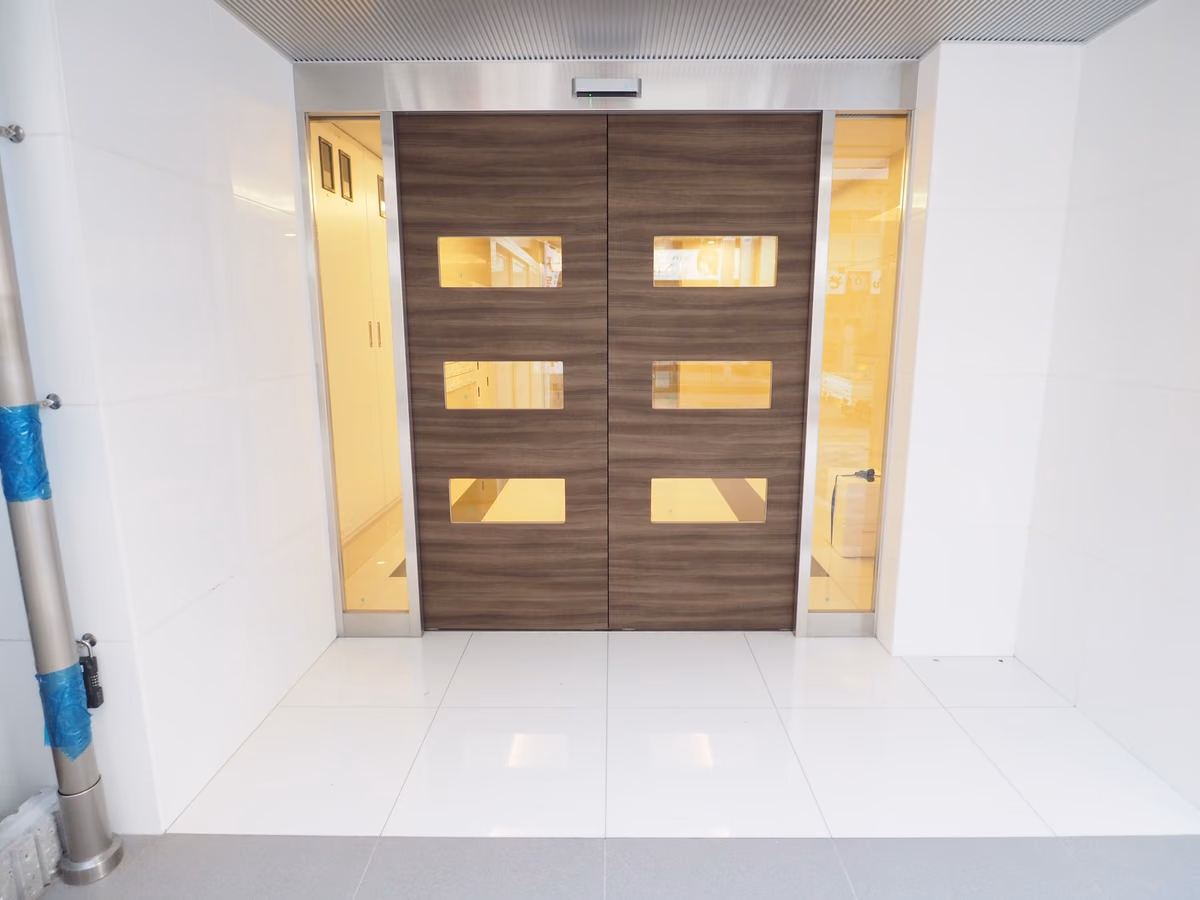クレストタワー栄の建物写真