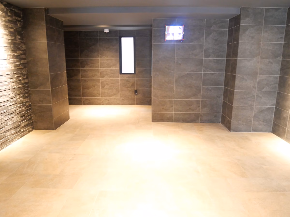 GRAN DUKE千代田aigleの建物写真