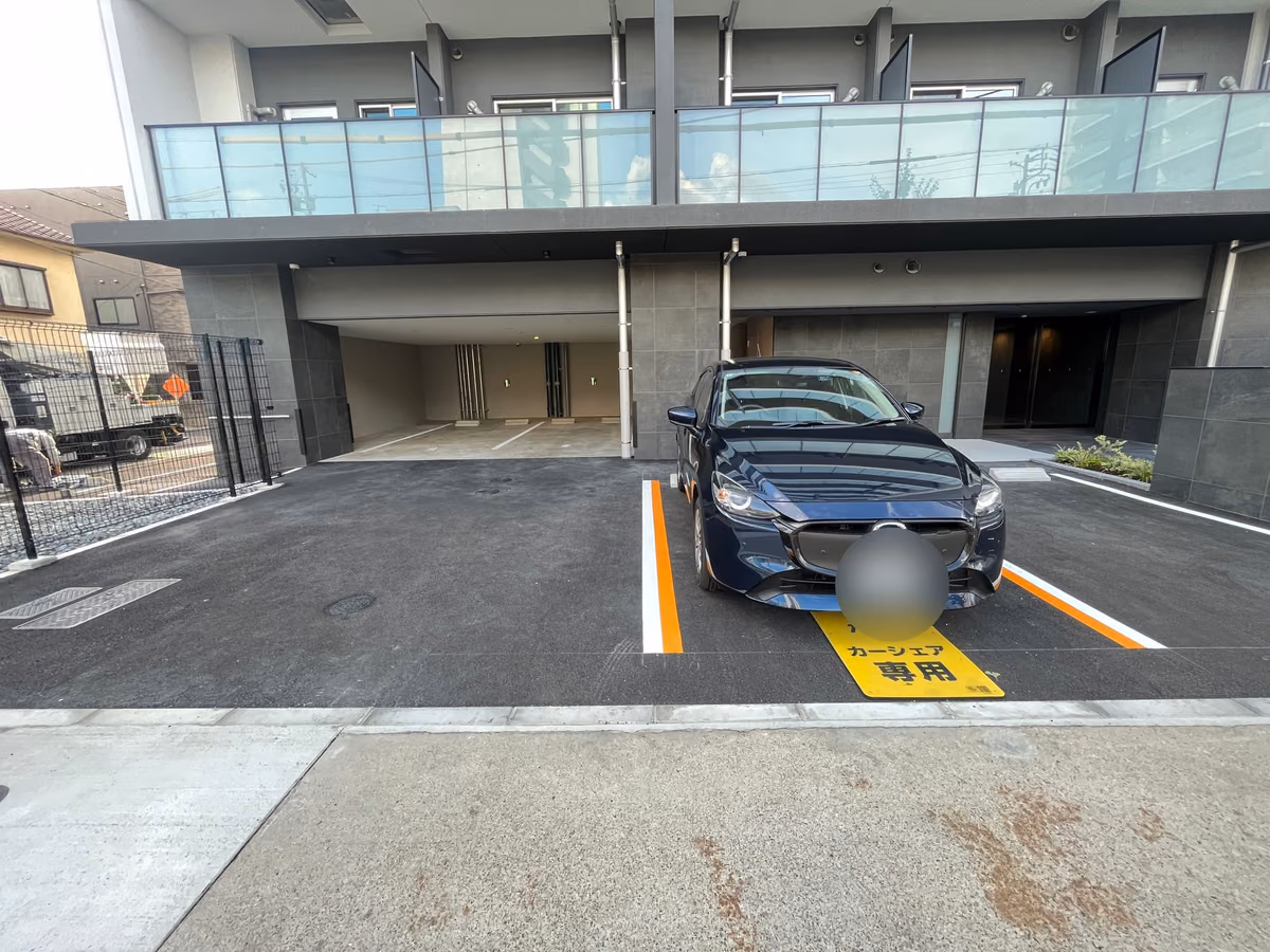 ルネフラッツ庄内通駅前の建物写真